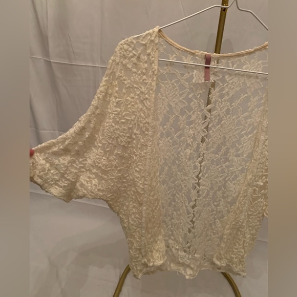 WHITE lace half sleeve cardigan Medium - Picture 3 of 5
